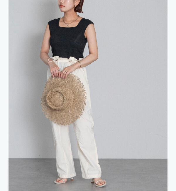 ur's「カップ付スクエアネックトップス/タンクトップ」|タンクトップ|ブラック