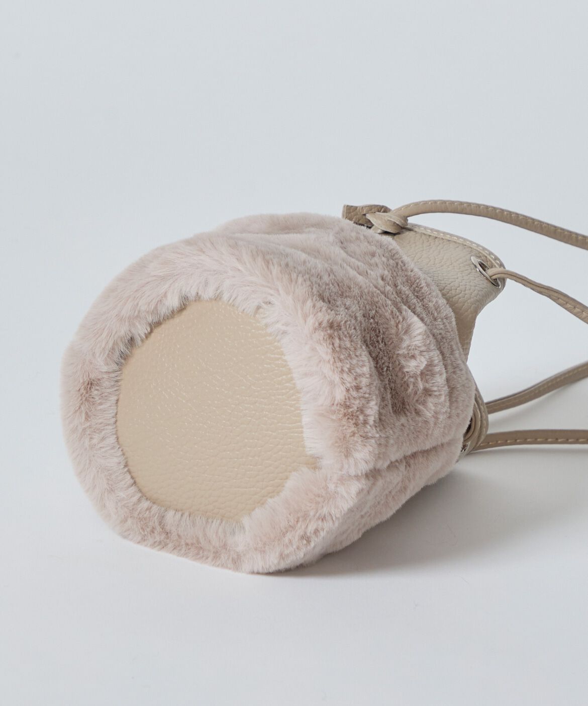 INED「《SUPERIOR CLOSET》巾着ショルダーファーバック《MARCO MASI》」|ショルダー・メッセンジャー|