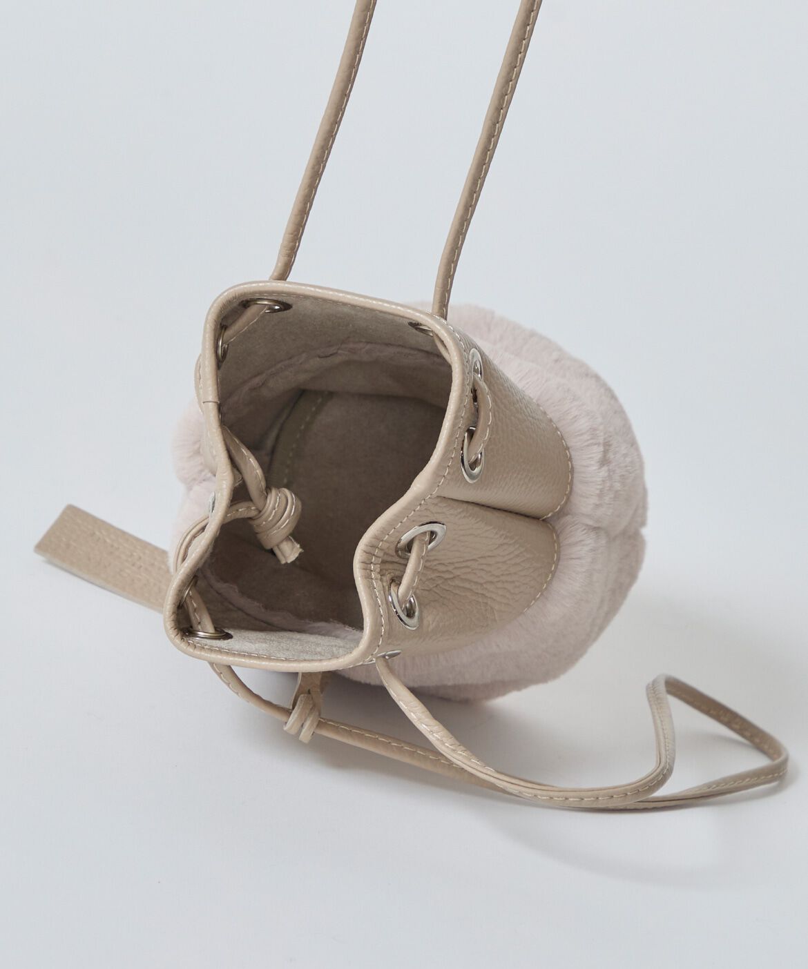 INED「《SUPERIOR CLOSET》巾着ショルダーファーバック《MARCO MASI》」|ショルダー・メッセンジャー|