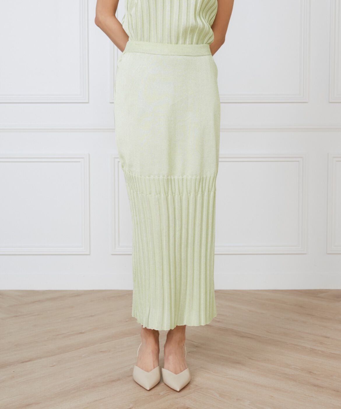 INED「シャイニーヤーンスカート《la veille by SUPERIOR CLOSET》」|タイト|