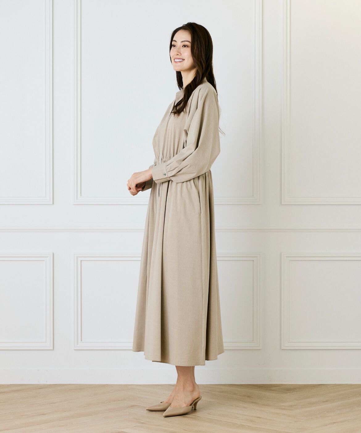 INED「《大きいサイズ》バンドカラーワンピース」|ワンピース|