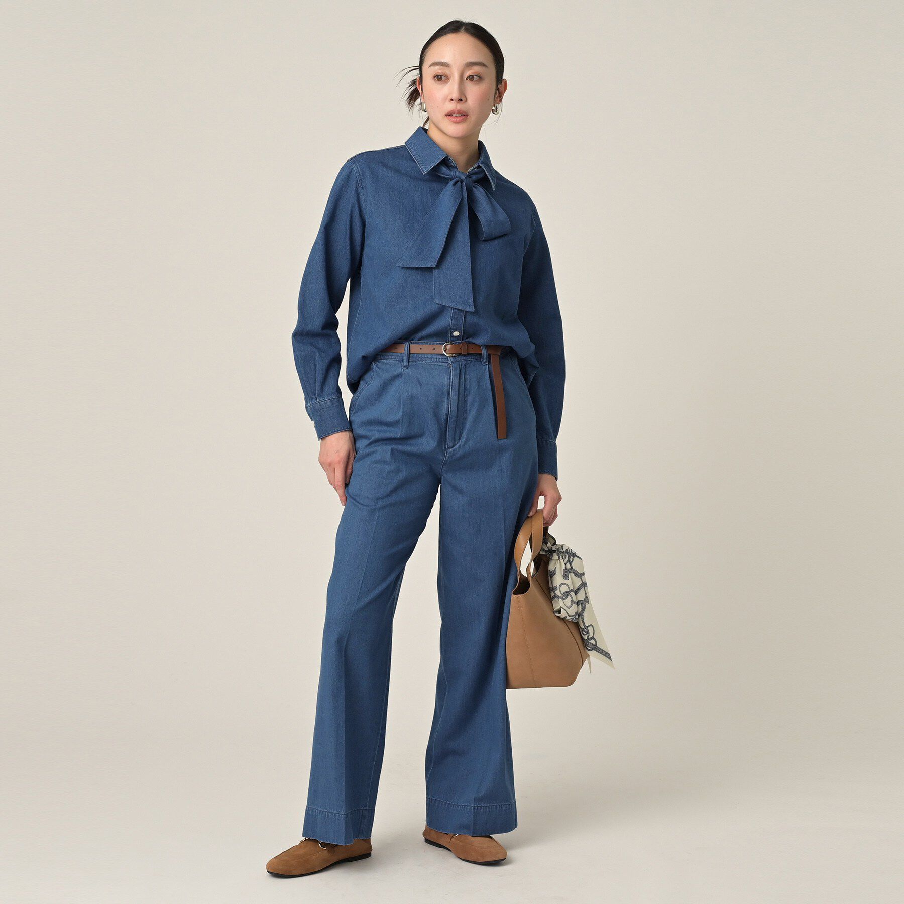 UNTITLED「ライトウェイトデニムブラウス」|シャツ・ブラウス|