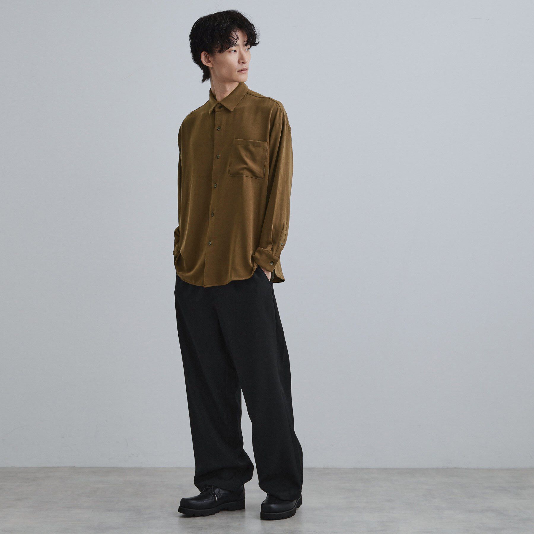 tk.TAKEO KIKUCHI「なめらかスウェードシャツ」|シャツ・ブラウス|