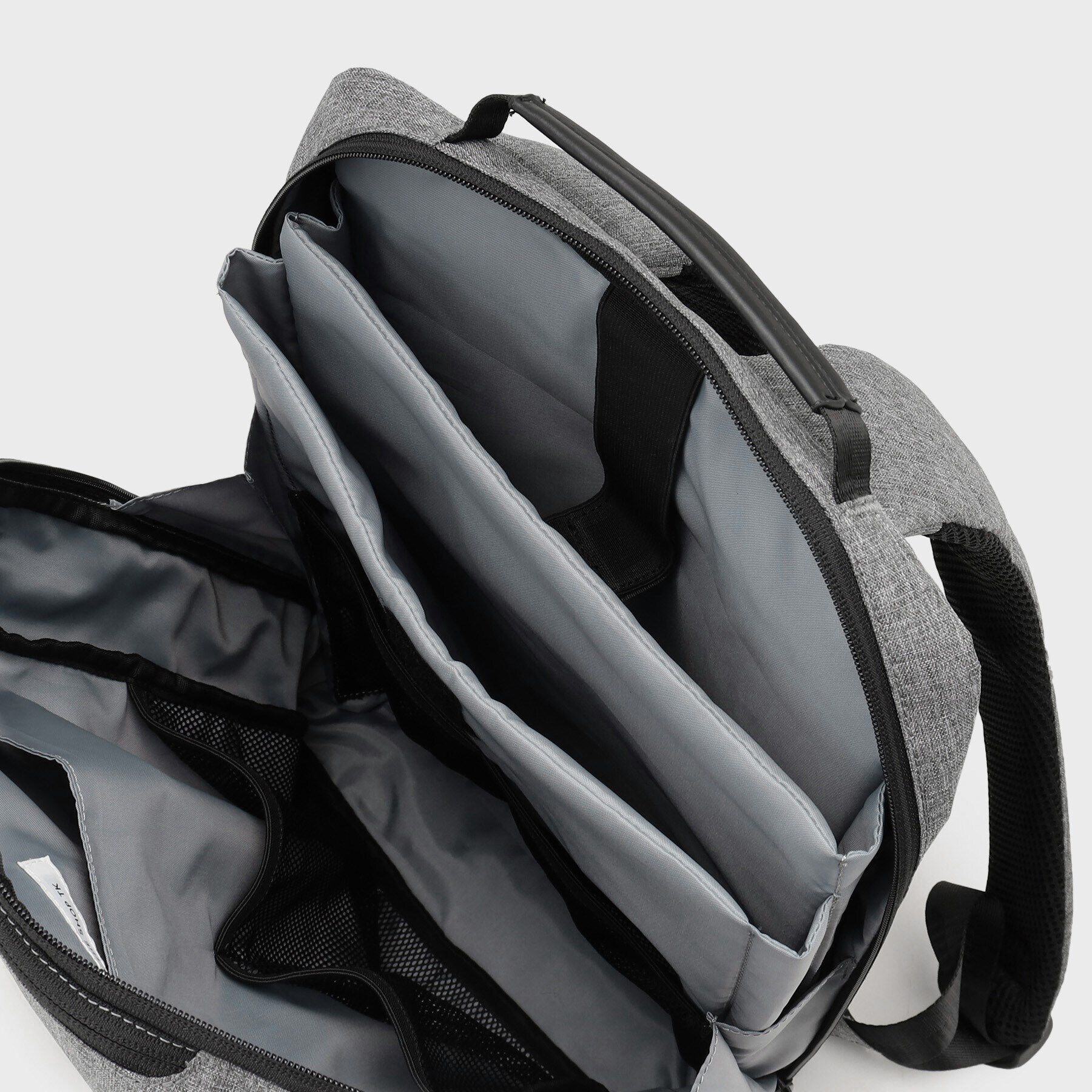 THE SHOP TK「【薄型/満員電車対応】10ポケット軽量バックパック ON・OFF兼用／PCポケット付き」|リュック|