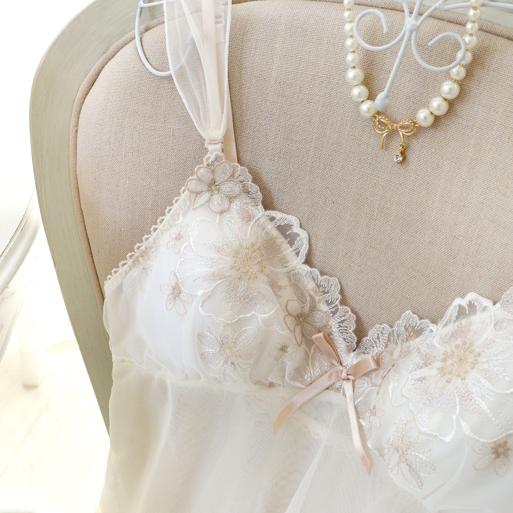 Risa Magli「ピア カップ付スリップ」|キャミソール|