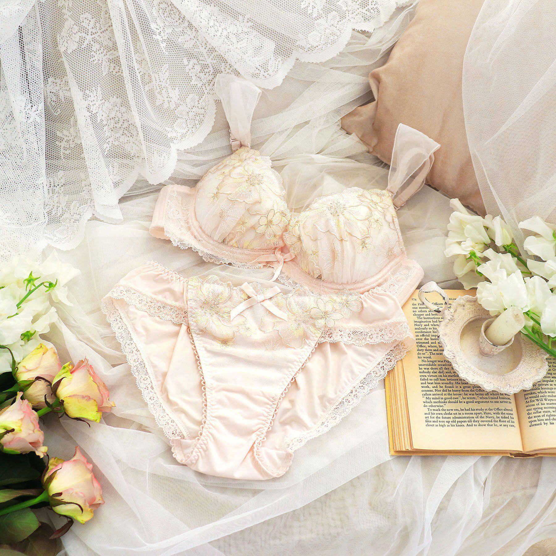 Risa Magli「ピア ブラジャー （D-F） ＜リサマリ ミラクル谷間ブラ＞」|インナー|