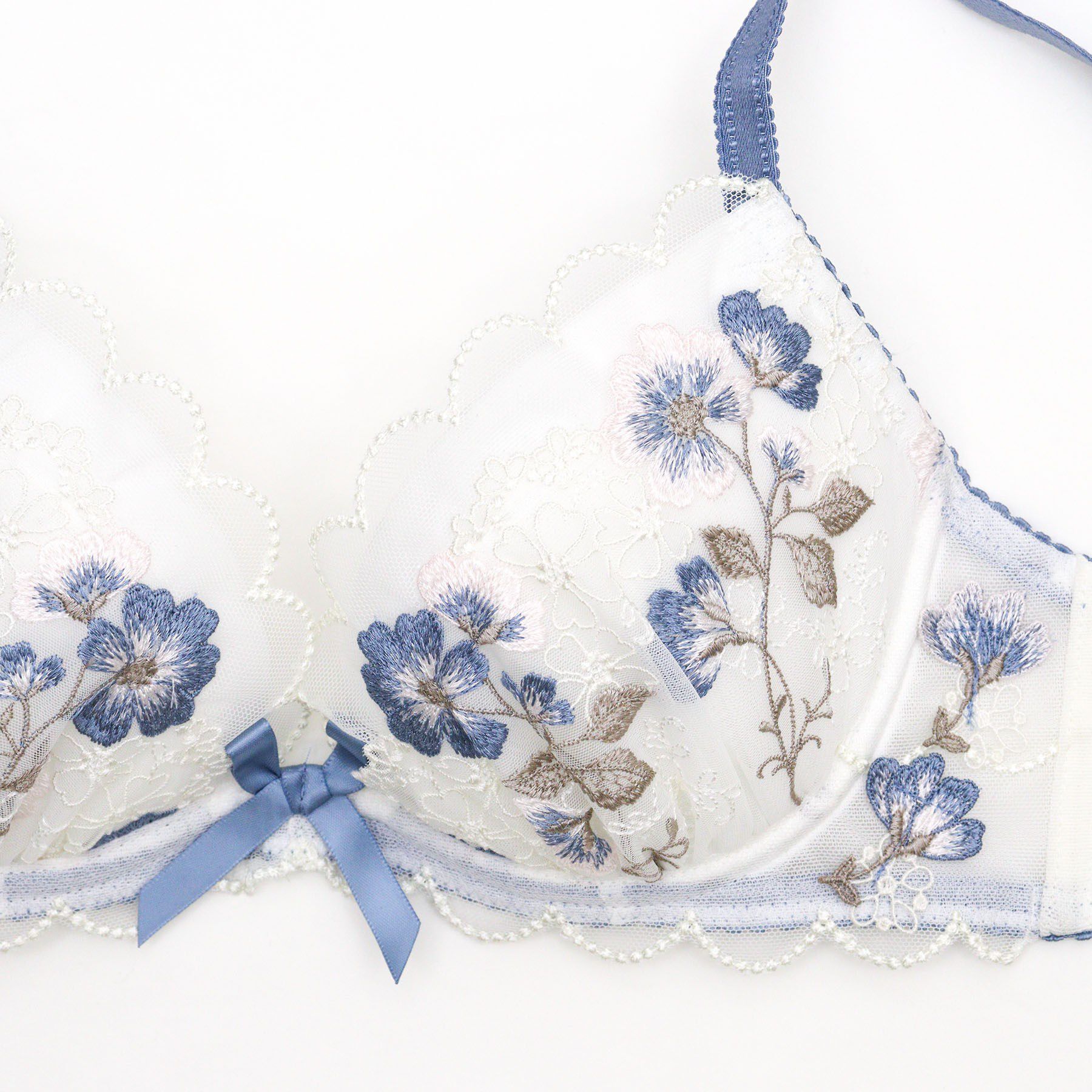 Risa Magli「プティット ブラジャー （D-F） ＜リサマリ ミラクル谷間ブラ＞」|インナー|