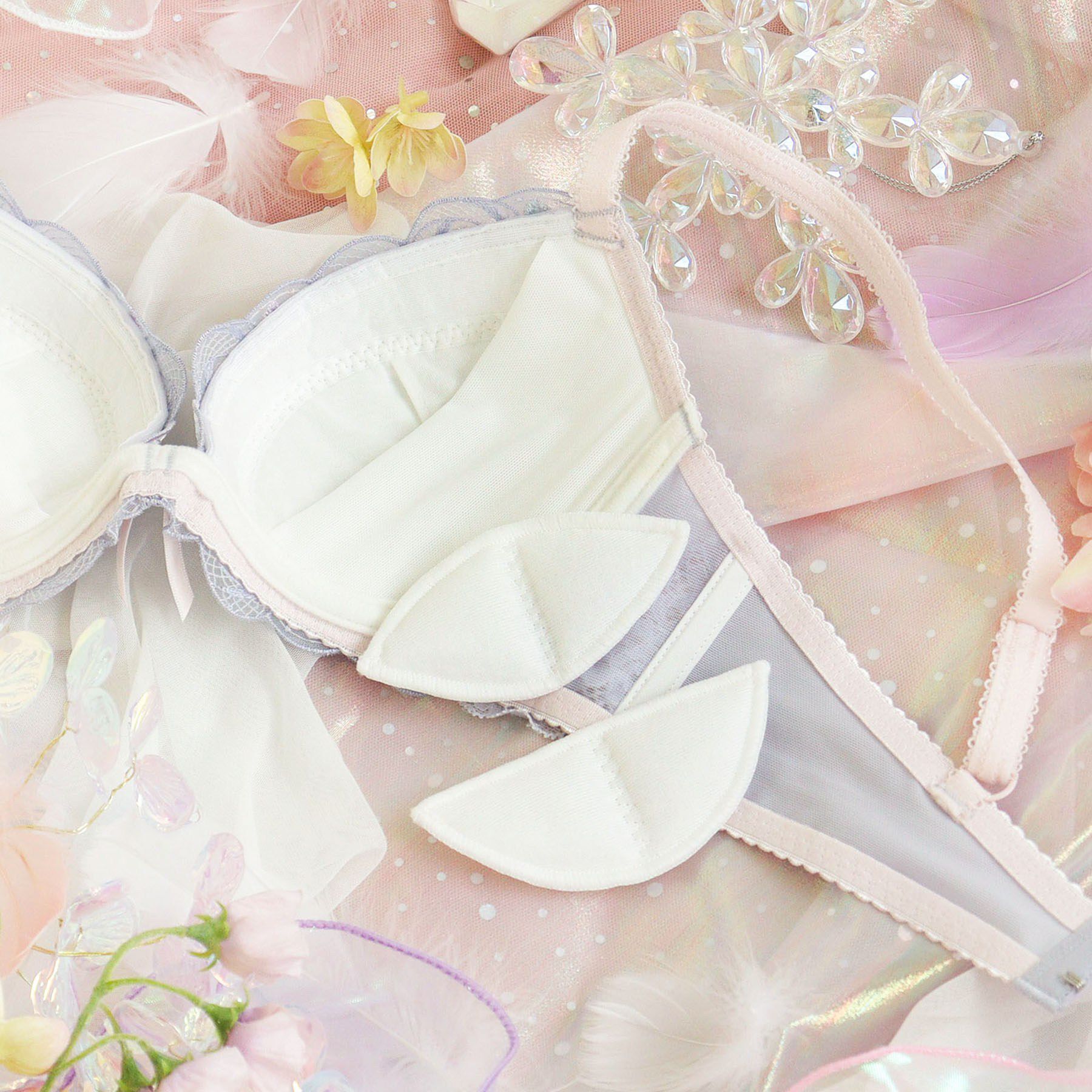 Risa Magli「コリンナ ブラジャー (D-F) ＜リサマリミラクル谷間ブラ＞」|インナー|