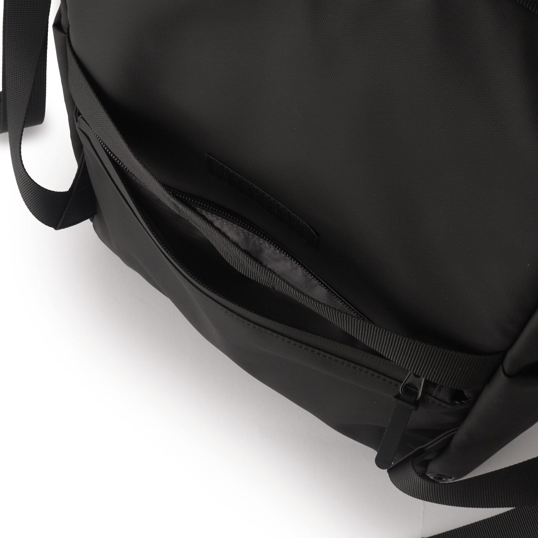 ITS&rsquo;DEMO「＜anello＞耐水スクエアリュック【A4・PC対応】」|リュック|