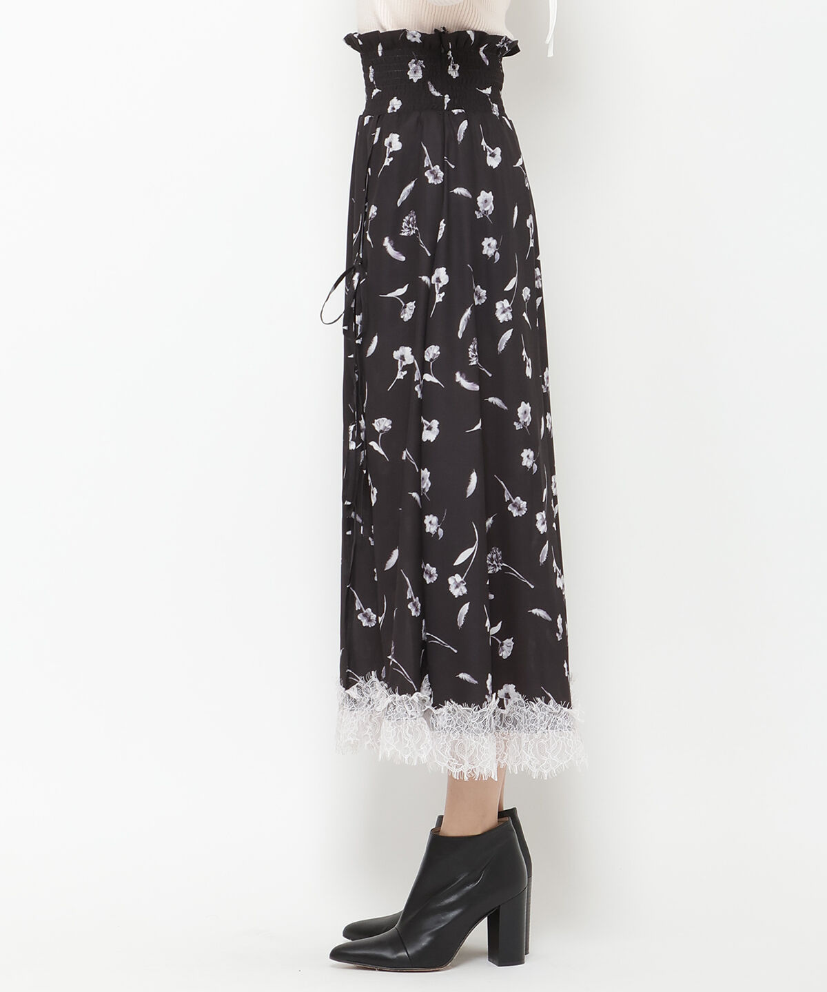 REDYAZEL「フェザープリントスリットスカショートパン」|フレア|