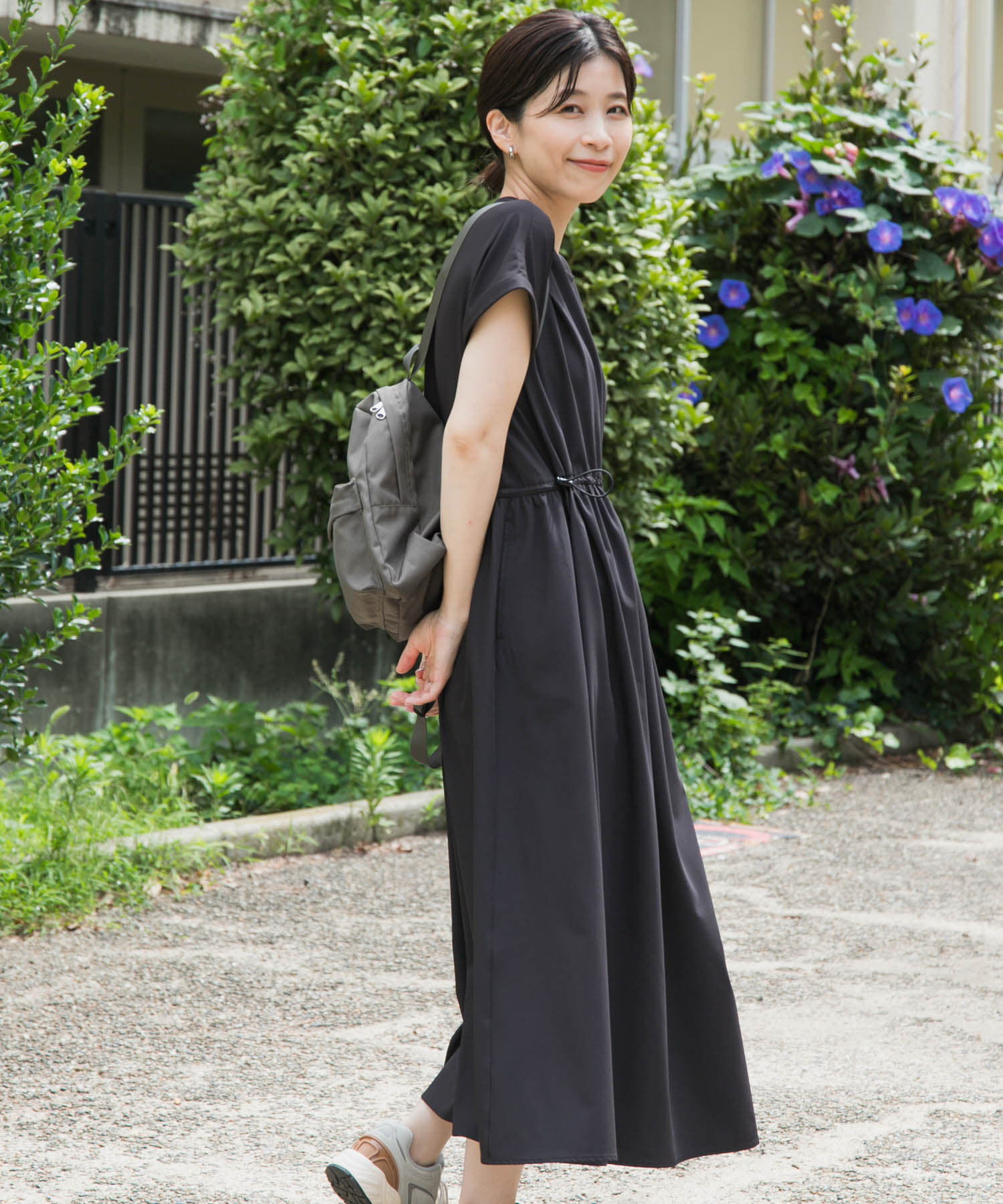 URBAN RESEARCH DOORS「『UR TECH』サマシェアウエストドロストワンピース」|ワンピース|