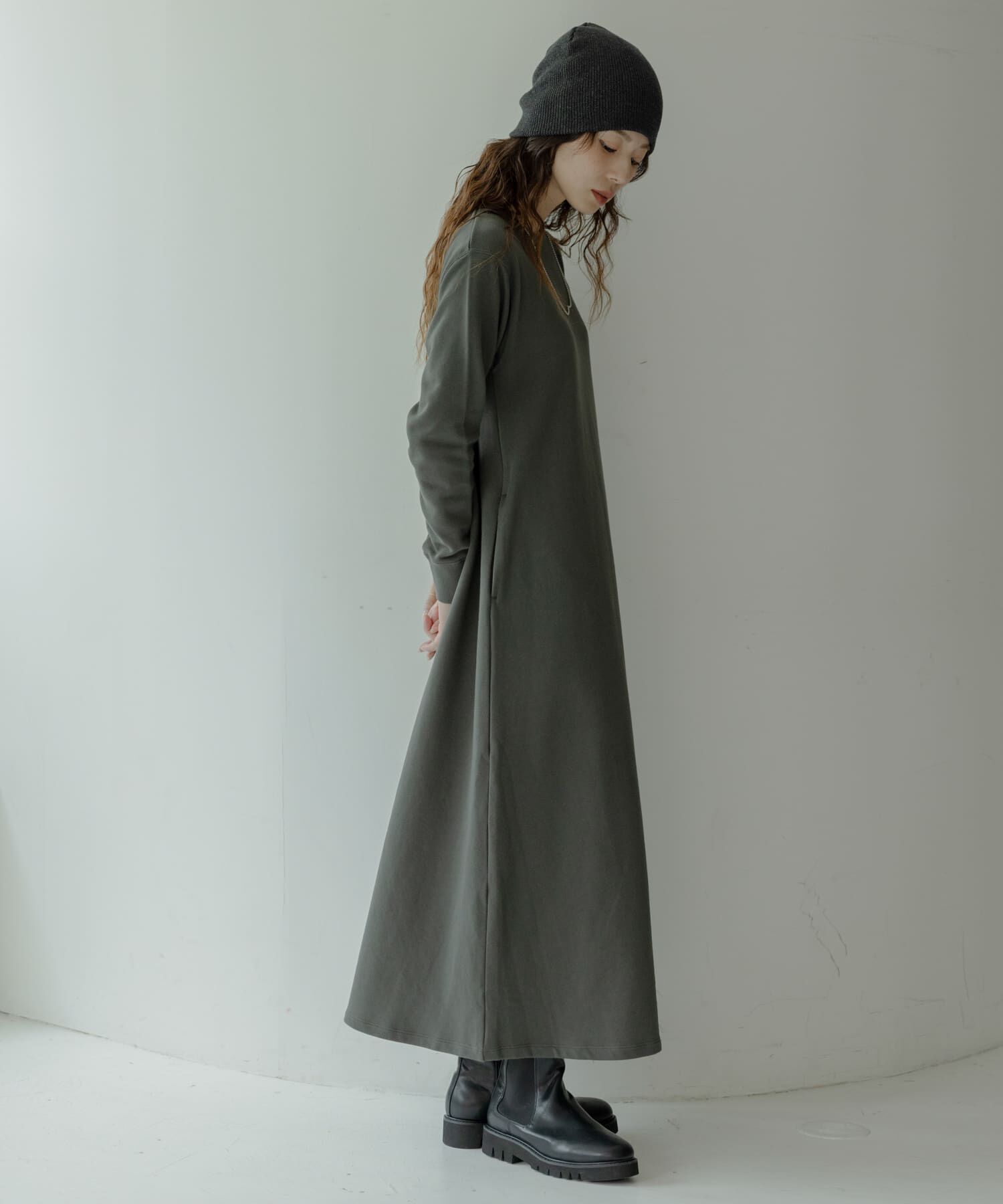 Sonny Label 「『別注』Champion&times;Sonny Label　裏毛スウェットテントワンピース」|ワンピース|