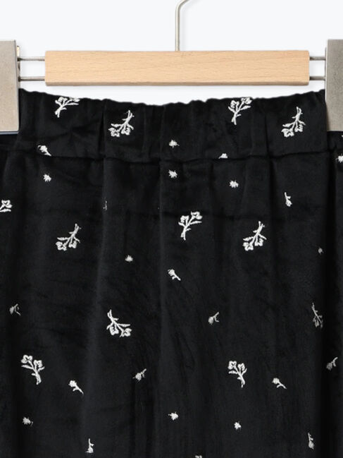 Samansa Mos2「ベロアプリーツ/刺繍アソートナロースカート」|スカート|