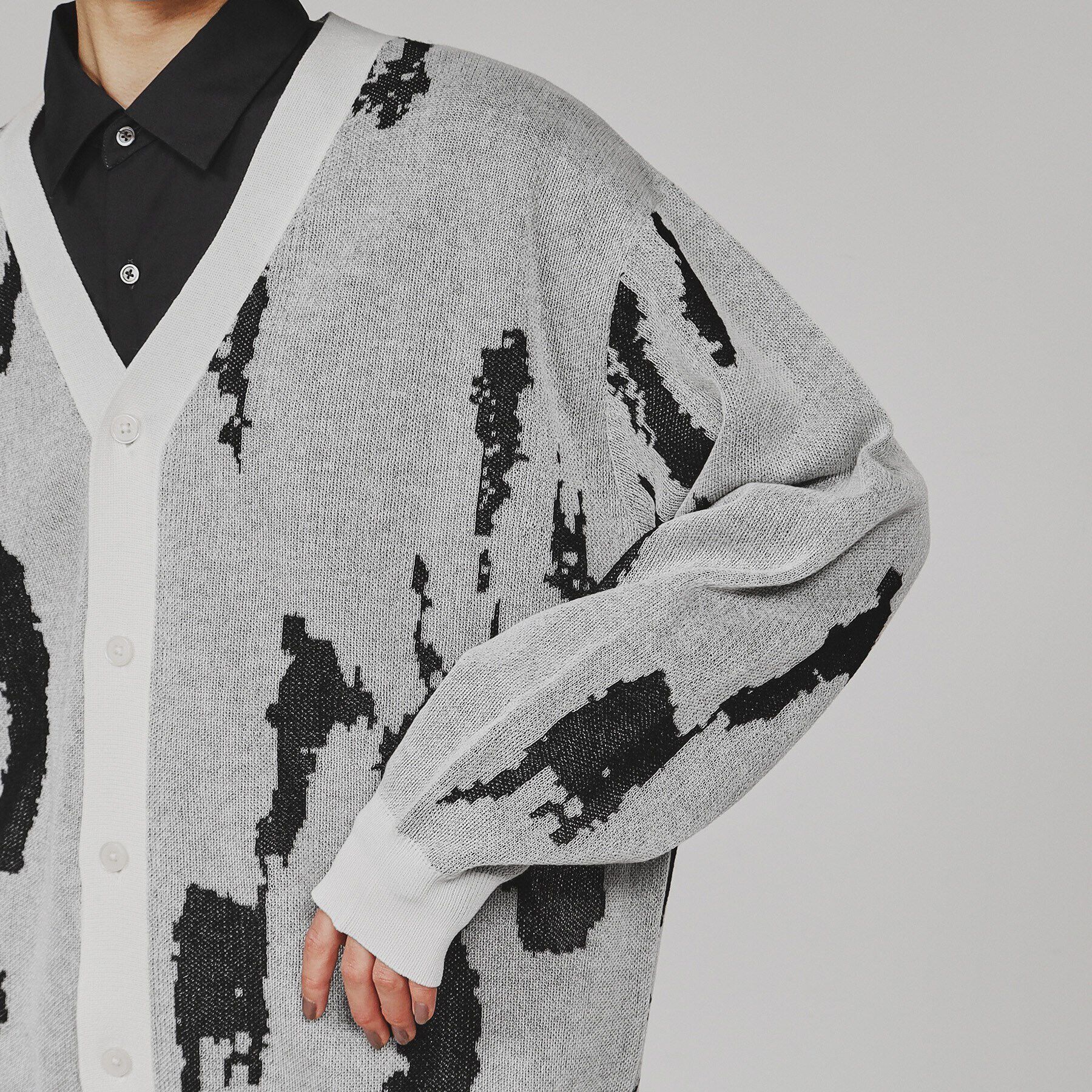 tk.TAKEO KIKUCHI「アブストラクトシアーカーディガン」|カーディガン|