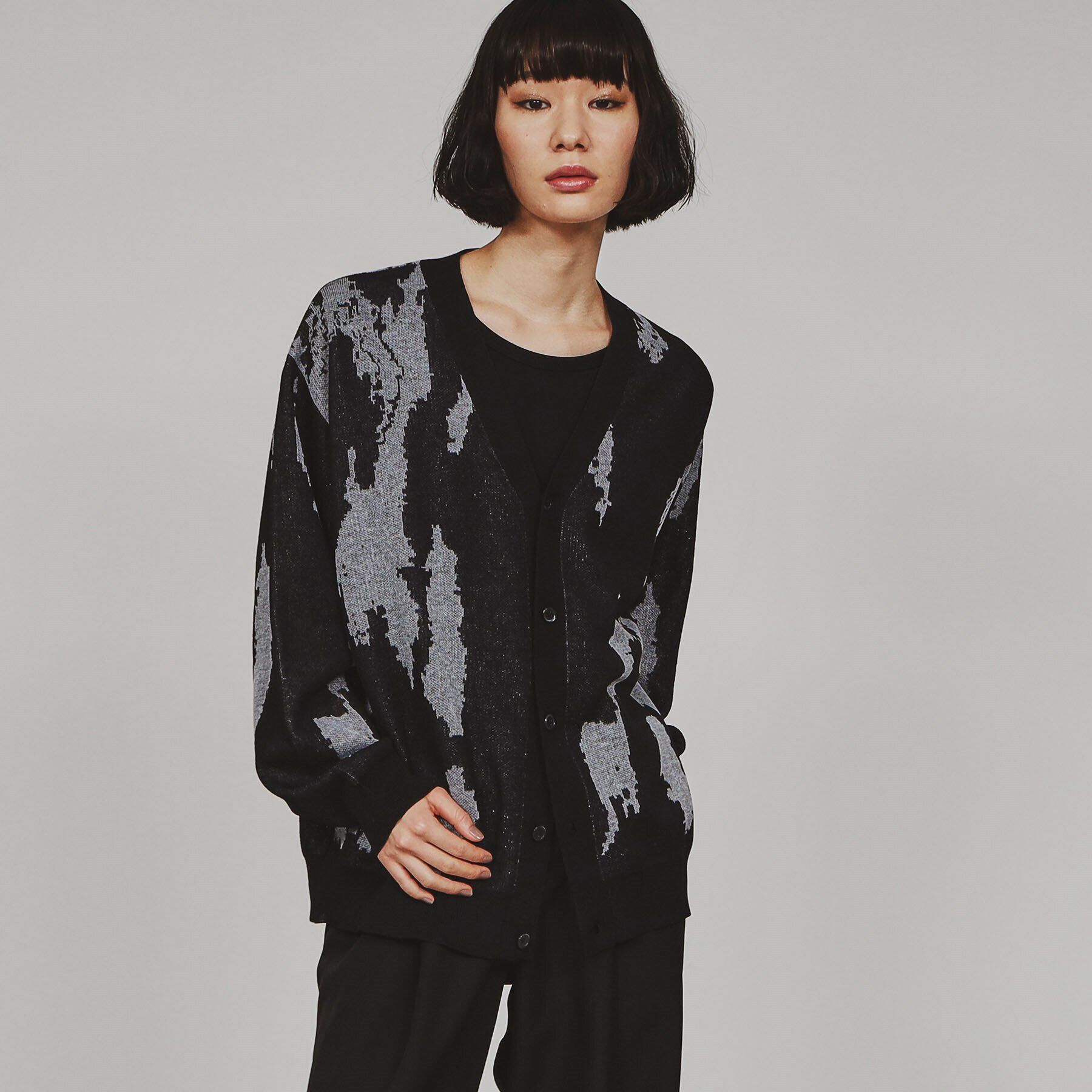 tk.TAKEO KIKUCHI「アブストラクトシアーカーディガン」|カーディガン|ブラック(519)