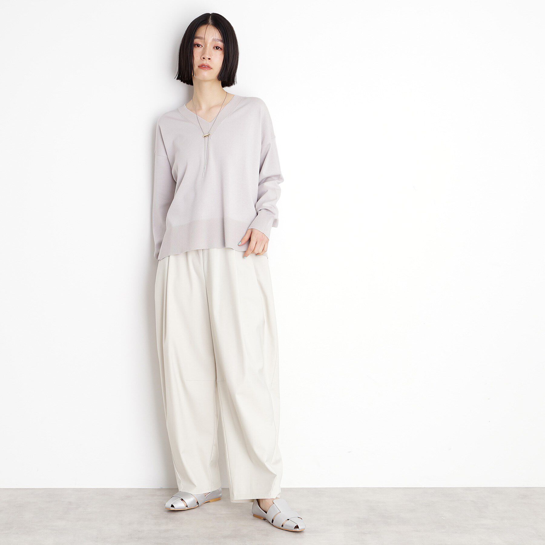 THE SHOP TK「【毛玉になりにくい】さらっとキレイVネックニット/洗濯機OK」|ニット・セーター|