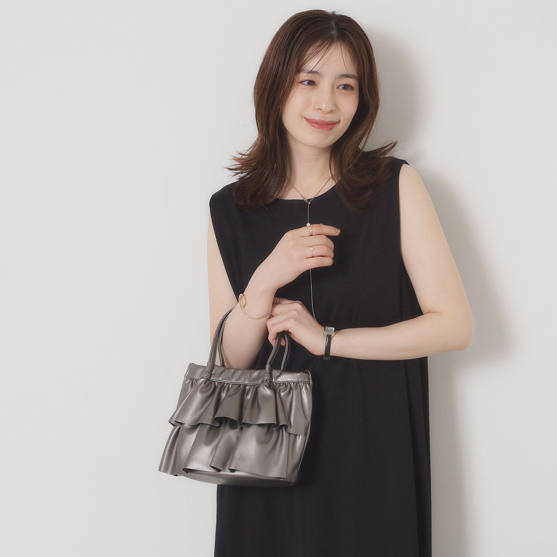 ITS&rsquo;DEMO「ラッフルミディトート」|ハンドバッグ|