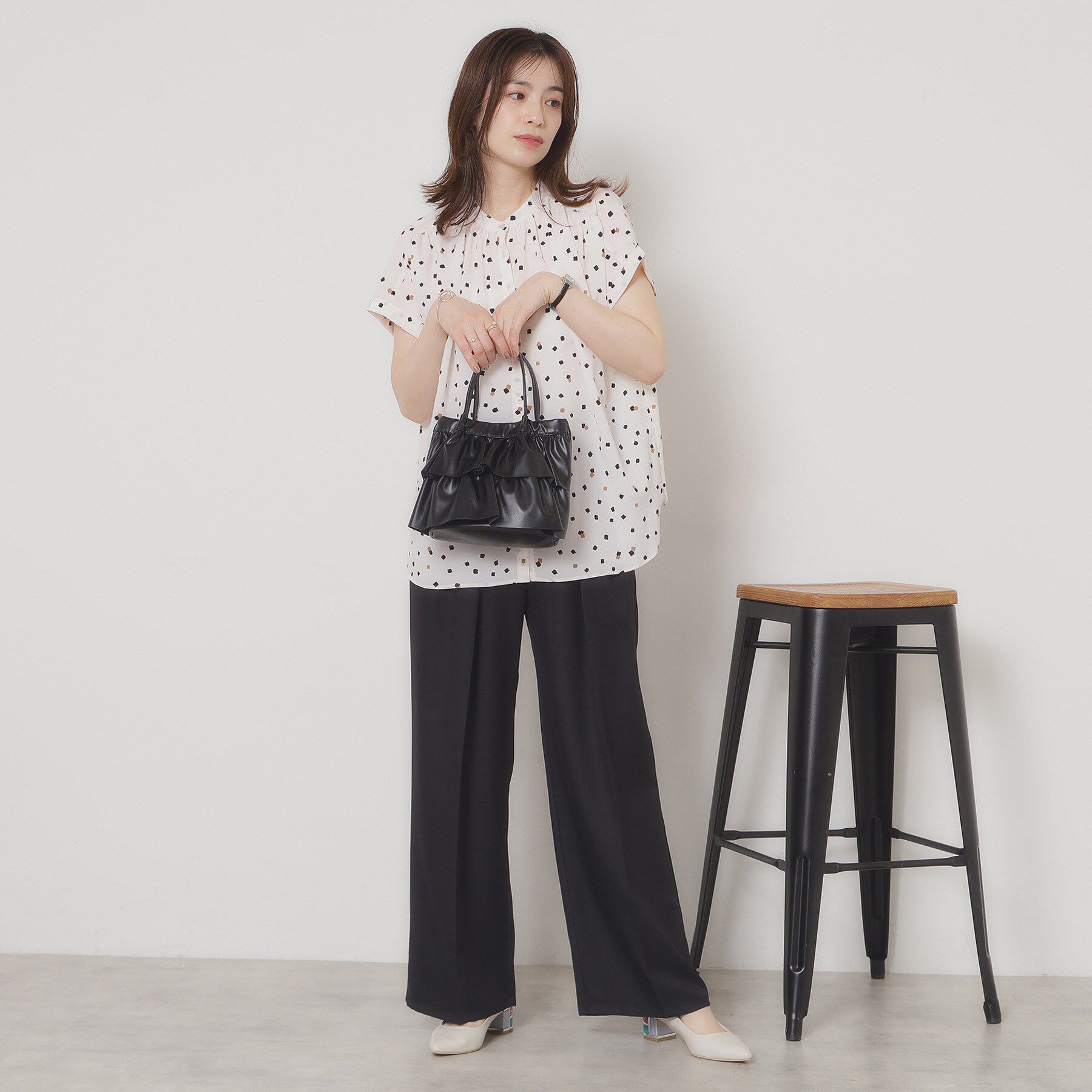 ITS&rsquo;DEMO「ラッフルミディトート」|ハンドバッグ|