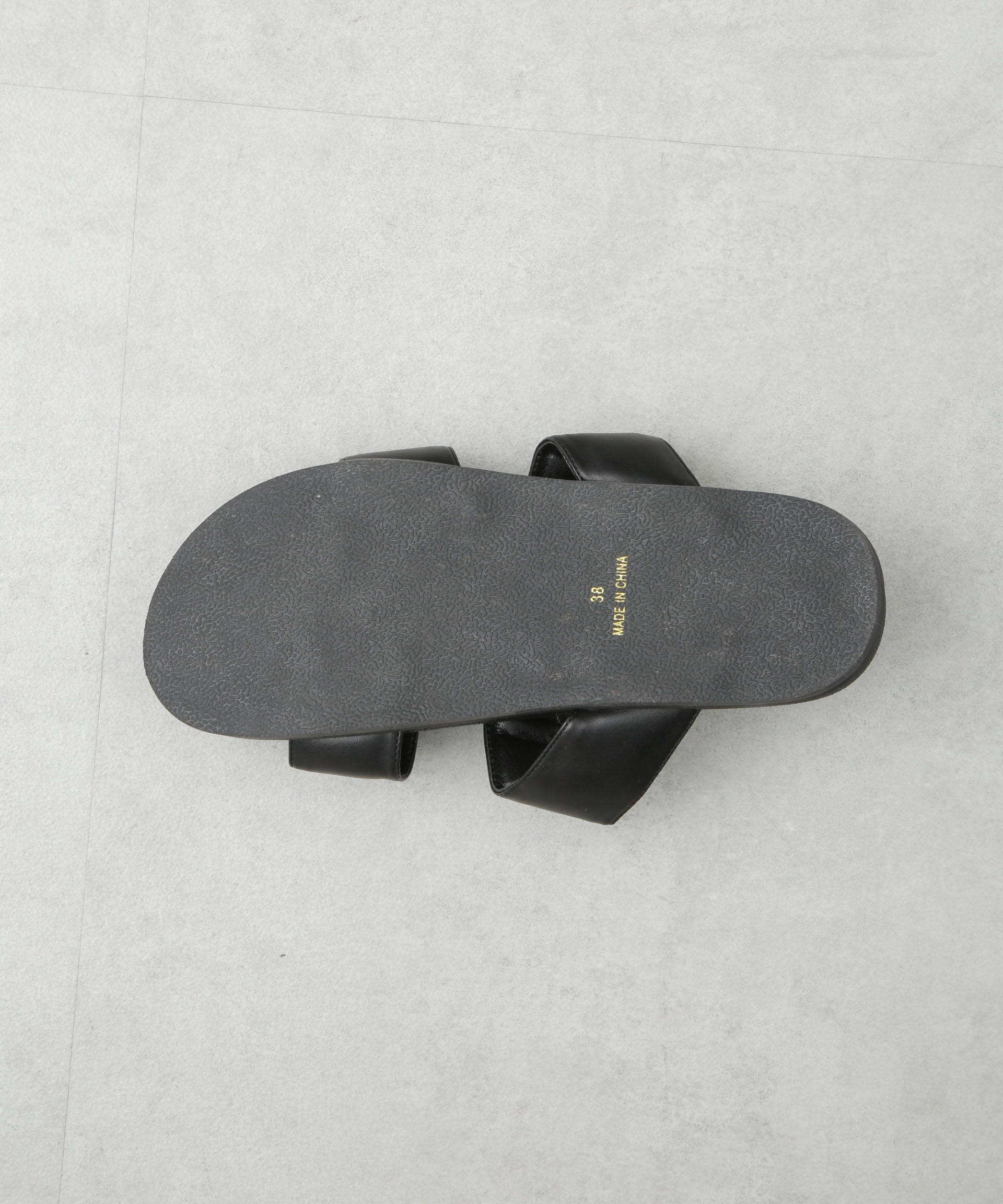 nano･universe「パディングフラットサンダル」|サンダル|