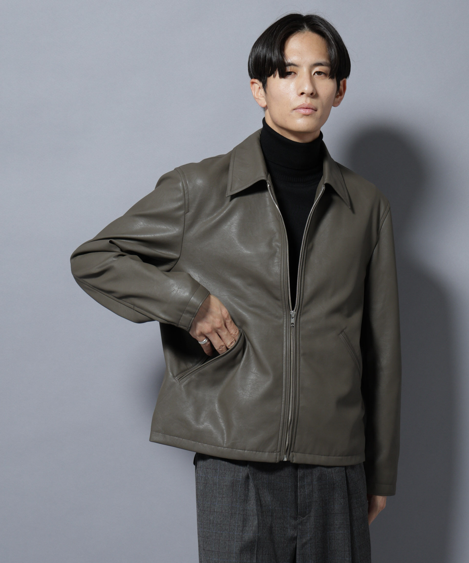 nano･universe「ヴィンテージライクフェイクレザー スポーツジャケット」|ブルゾン・スタジャン|