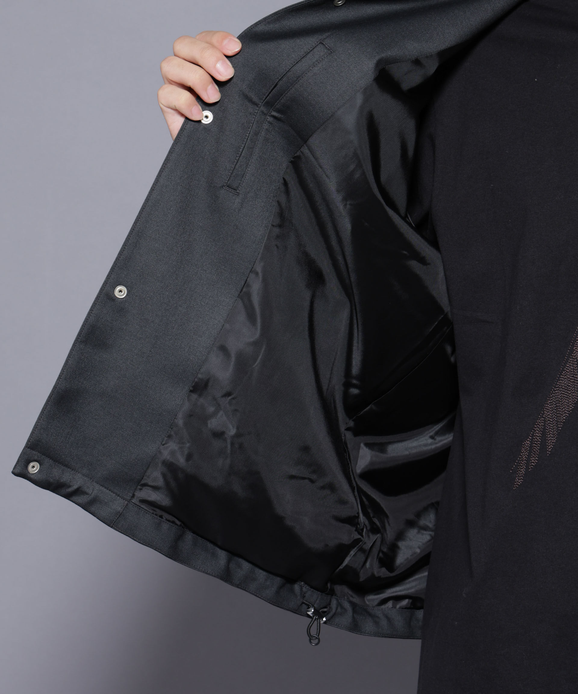 nano･universe「DELEGANTE エアリーサキソニーコーチジャケット」|ブルゾン・スタジャン|