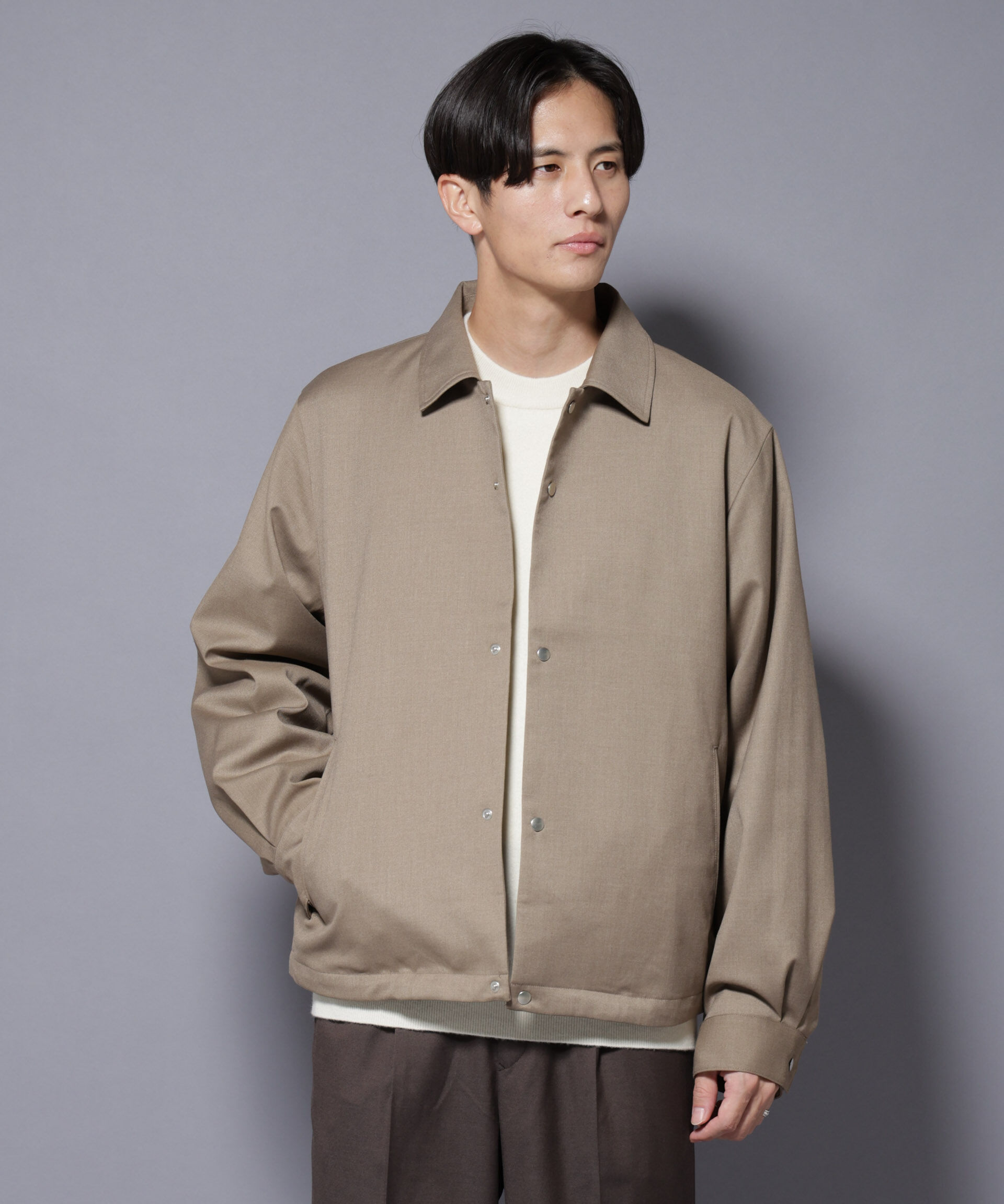 nano･universe「DELEGANTE エアリーサキソニーコーチジャケット」|ブルゾン・スタジャン|