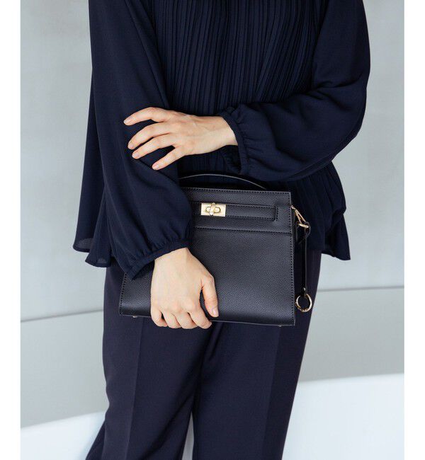 組曲「ベルトデザインスクエアショルダーバッグ」|ショルダー・メッセンジャー|