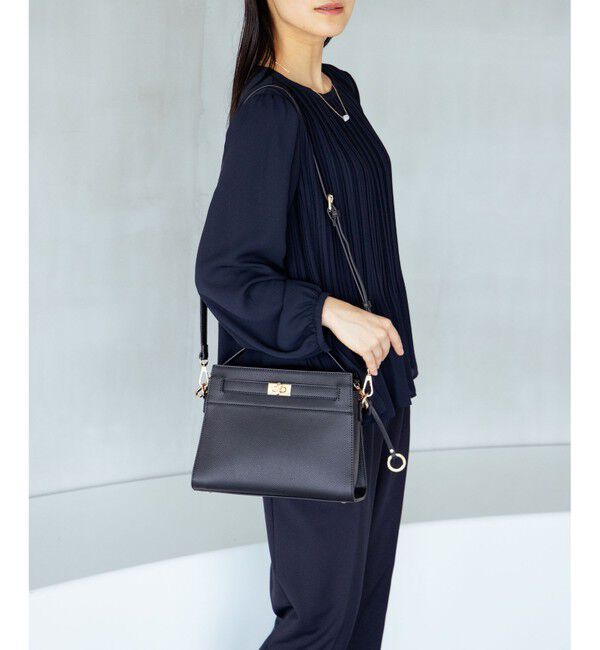 組曲「ベルトデザインスクエアショルダーバッグ」|ショルダー・メッセンジャー|