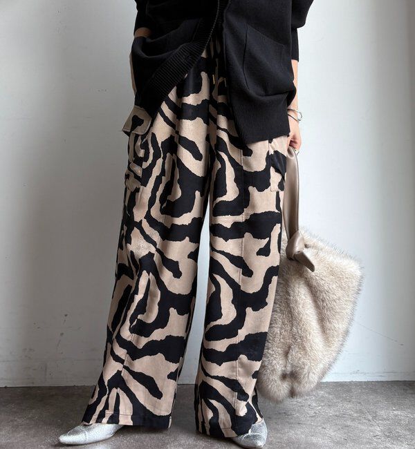  「【WEB限定】アニマル柄カーゴパンツ」|チノ|ブラック