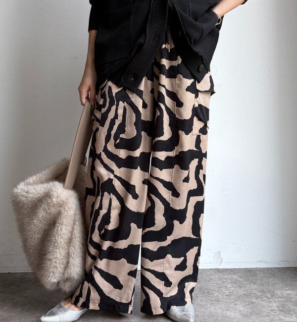  「【WEB限定】アニマル柄カーゴパンツ」|チノ|