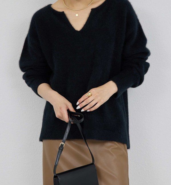 「【デコルテ美人ニット】ファーウールキーネックニット」|ニット・セーター|