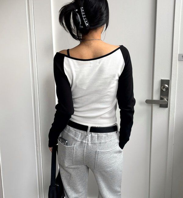  「スタースタッズラグランロゴトップス」|Tシャツ・カットソー|