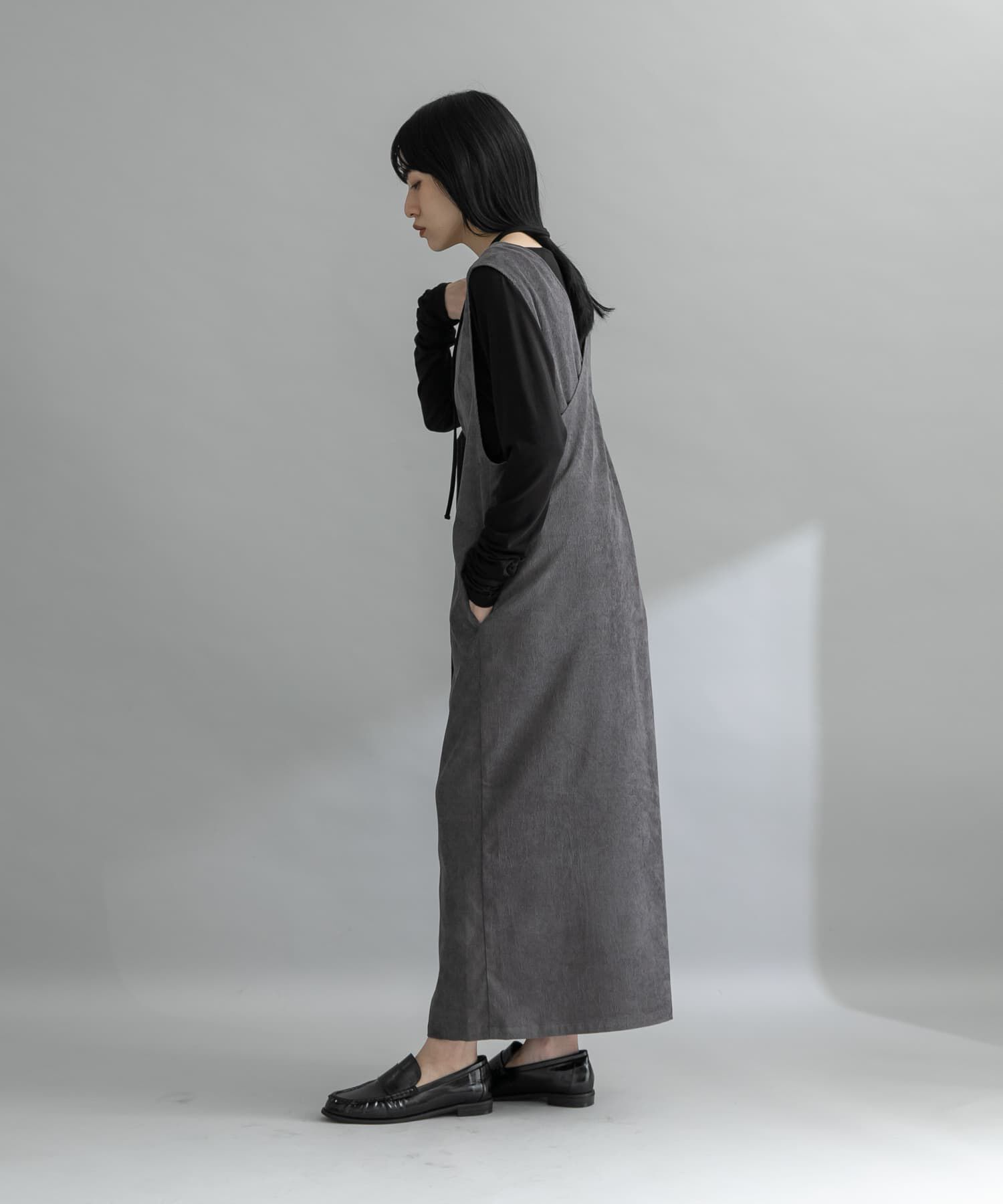  「『WEB限定』コーデュロイクロスジャンパースカート」|ワンピース|