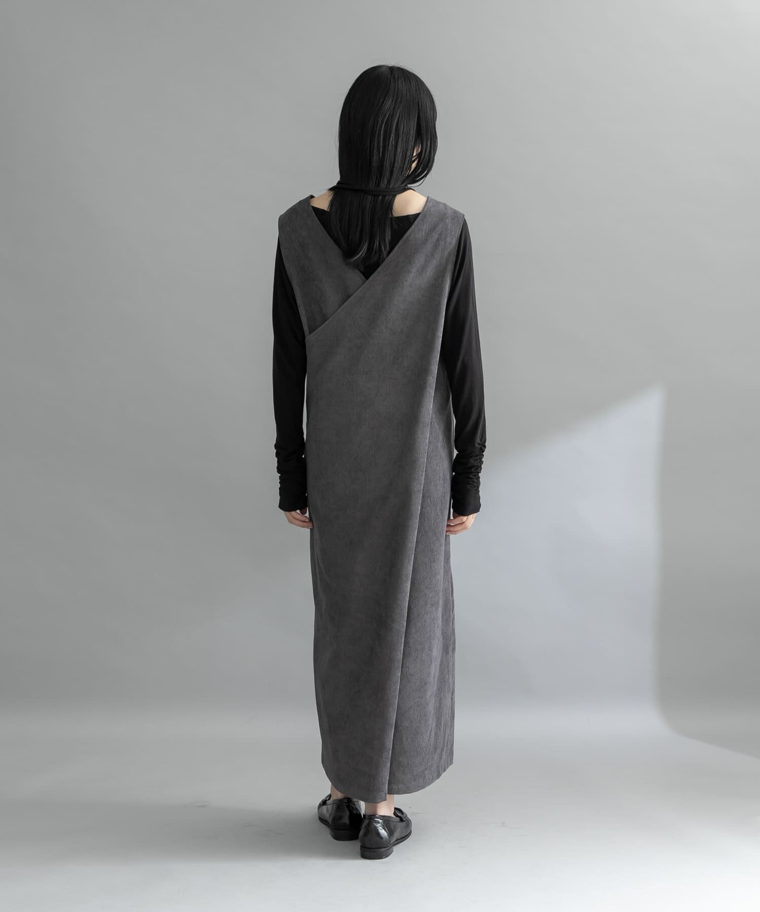  「『WEB限定』コーデュロイクロスジャンパースカート」|ワンピース|