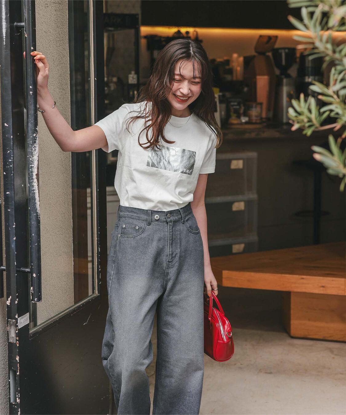 titivate「箔プリントコンパクトTシャツ」|Tシャツ・カットソー|