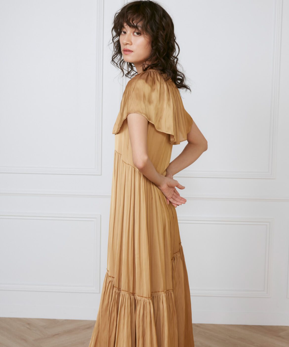 INED「ケープワンピース《la veille by SUPERIOR CLOSET》」|ワンピース|