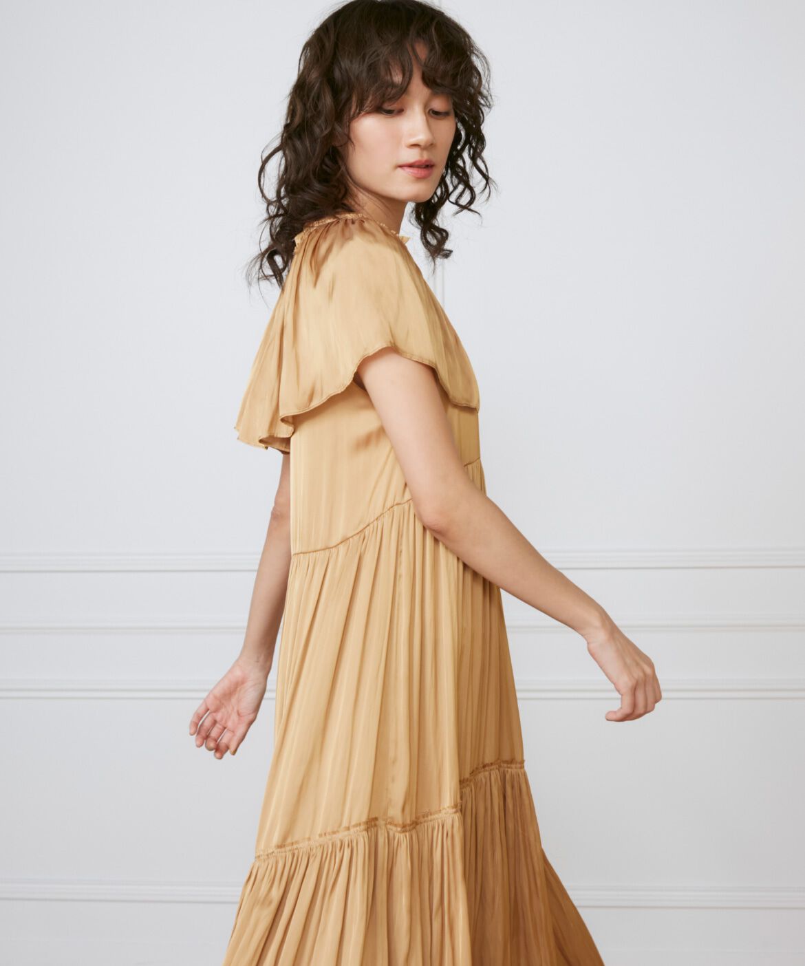 INED「ケープワンピース《la veille by SUPERIOR CLOSET》」|ワンピース|