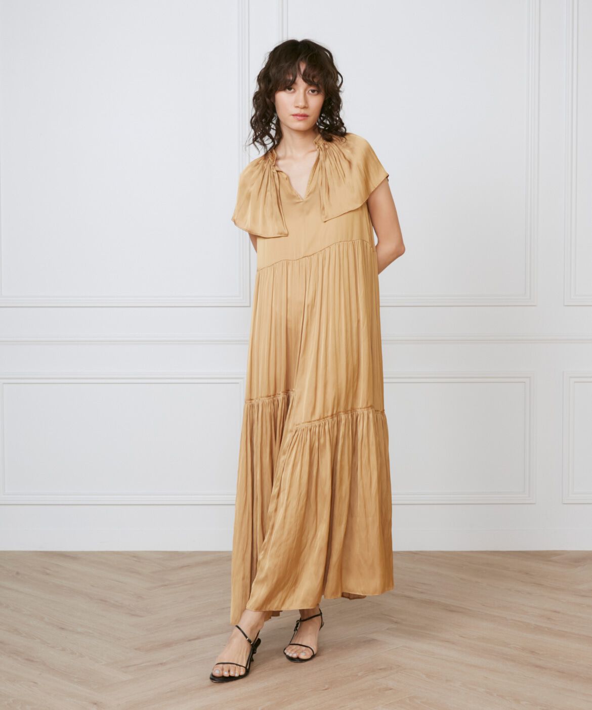 INED「ケープワンピース《la veille by SUPERIOR CLOSET》」|ワンピース|