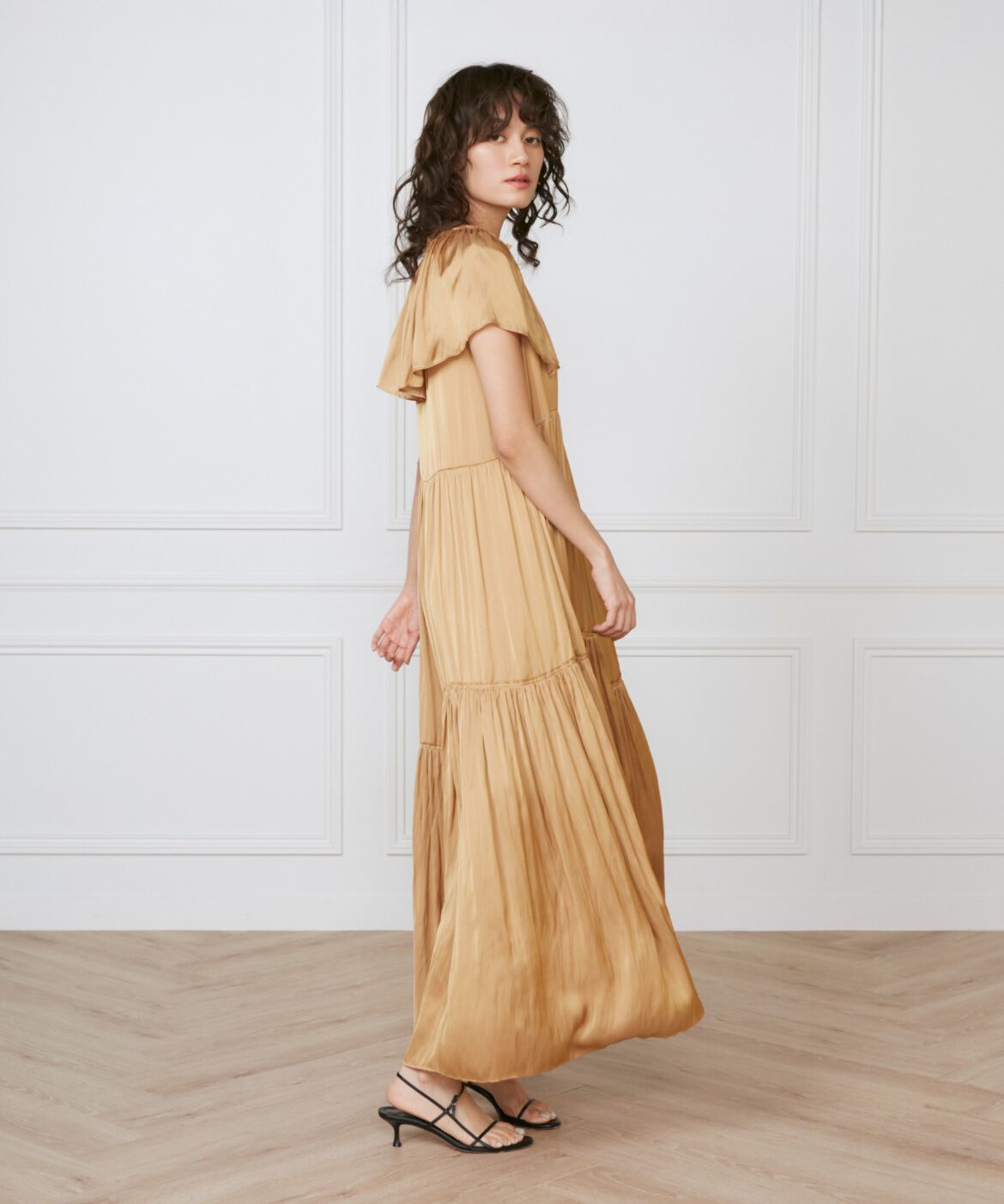 INED「ケープワンピース《la veille by SUPERIOR CLOSET》」|ワンピース|