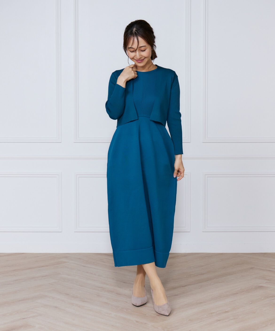 ef-de Black「リブ&times;天竺ベルシェイプニットワンピース」|ワンピース|