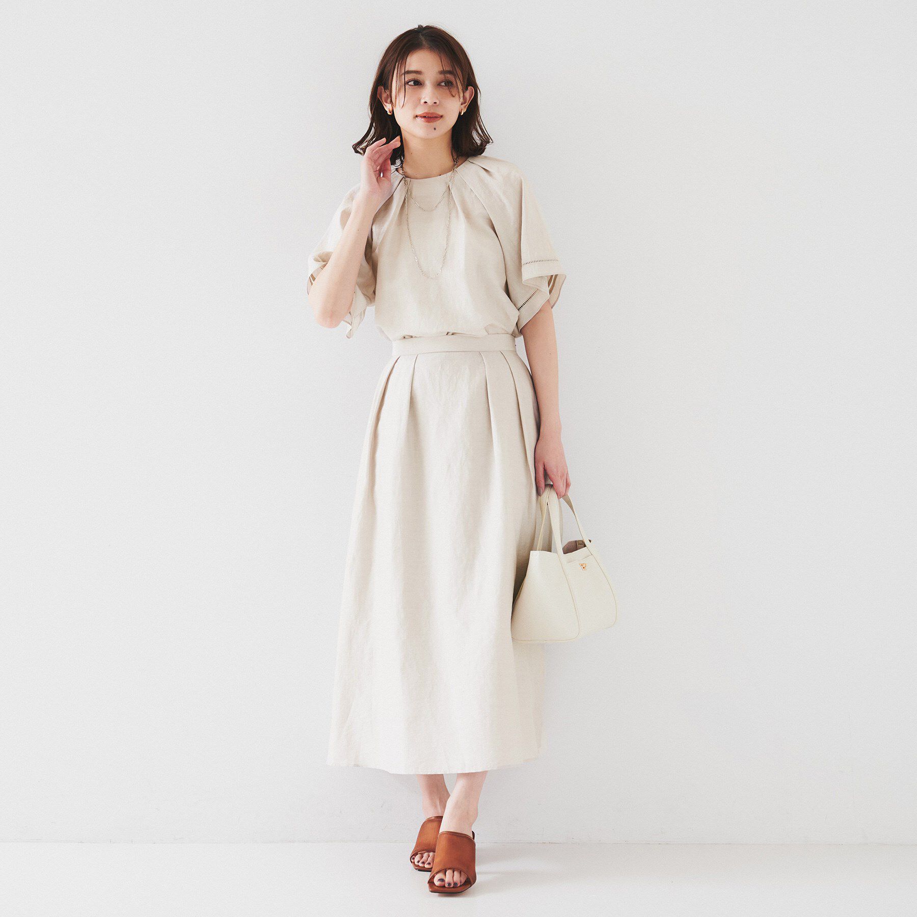 UNTITLED「◆【セットアップ可能】リネン混 タックブラウス」|シャツ・ブラウス|