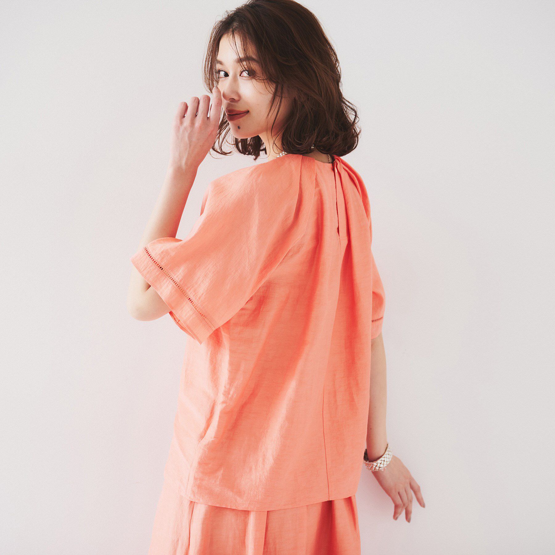 UNTITLED「◆【セットアップ可能】リネン混 タックブラウス」|シャツ・ブラウス|