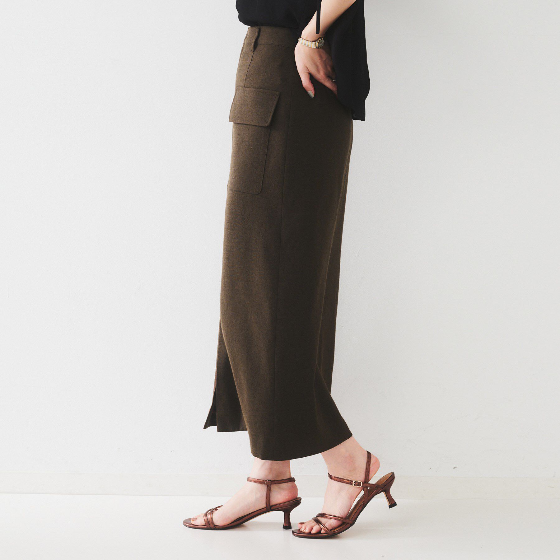 UNTITLED「◆【きれいめ/前スリット】麻混カーゴスカート」|スカート|