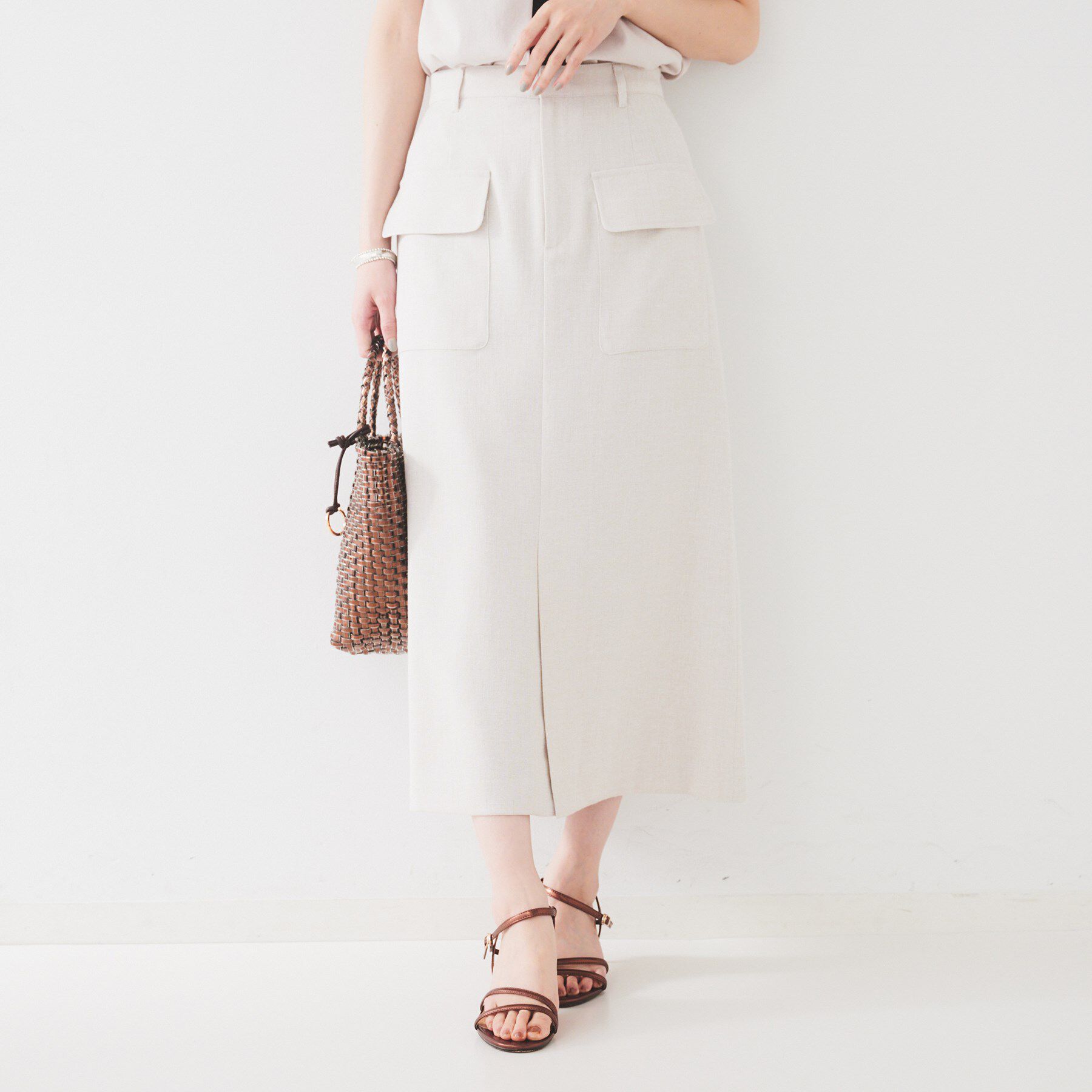 UNTITLED「◆【きれいめ/前スリット】麻混カーゴスカート」|スカート|ライトベージュ(05