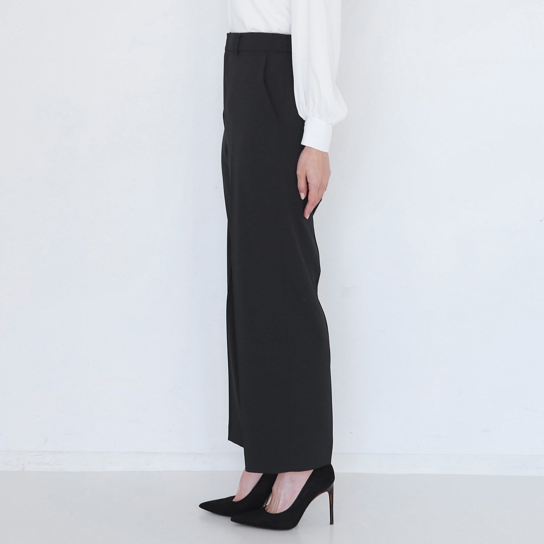 COUP DE CHANCE「【手洗い可／日本製／伸縮性／スーツ可】センタープレス入りストレートワイドパンツ」|その他|