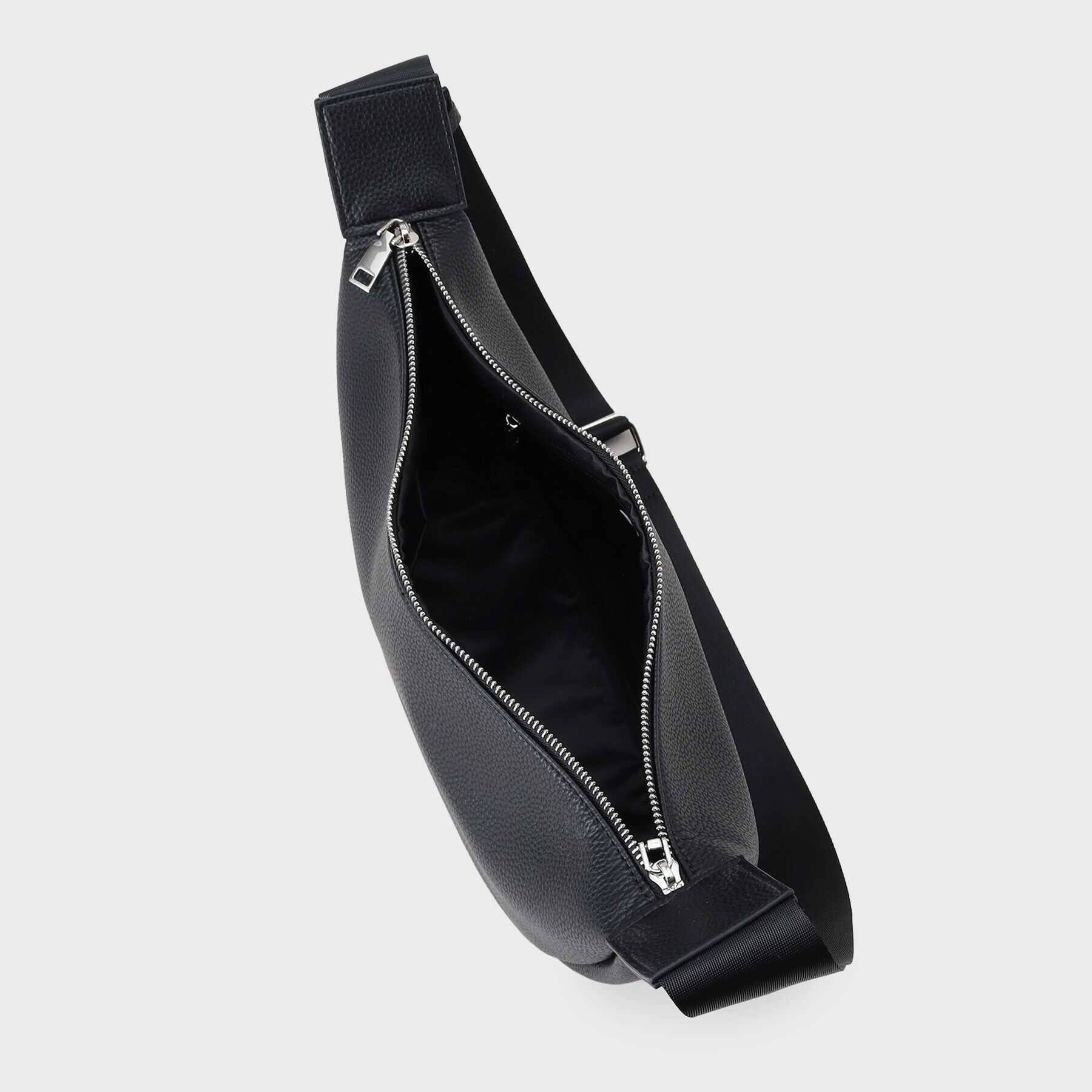 tk.TAKEO KIKUCHI「ミニラウンドショルダー」|ショルダー・メッセンジャー|