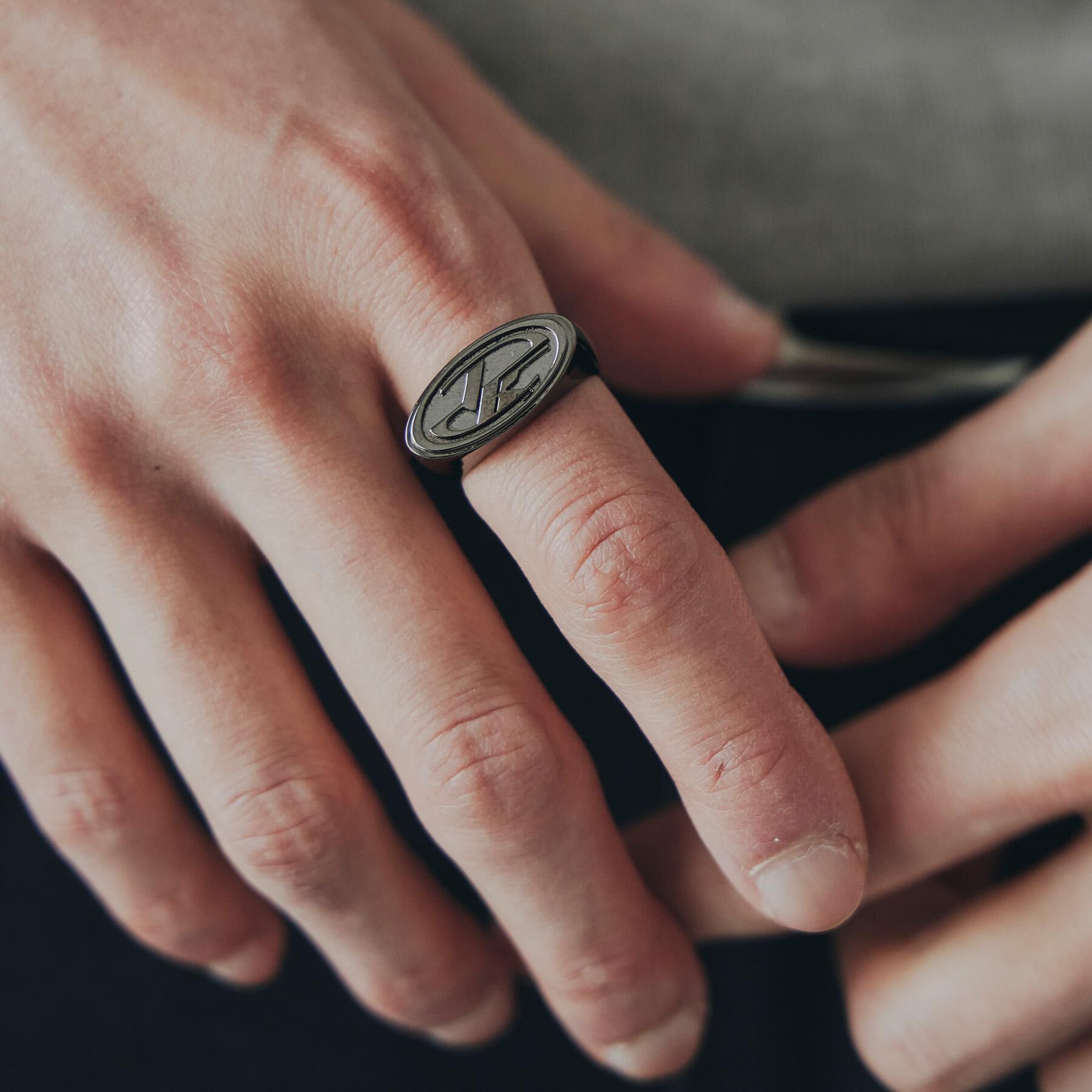 tk.TAKEO KIKUCHI「ボリュームロゴリング」|リング|