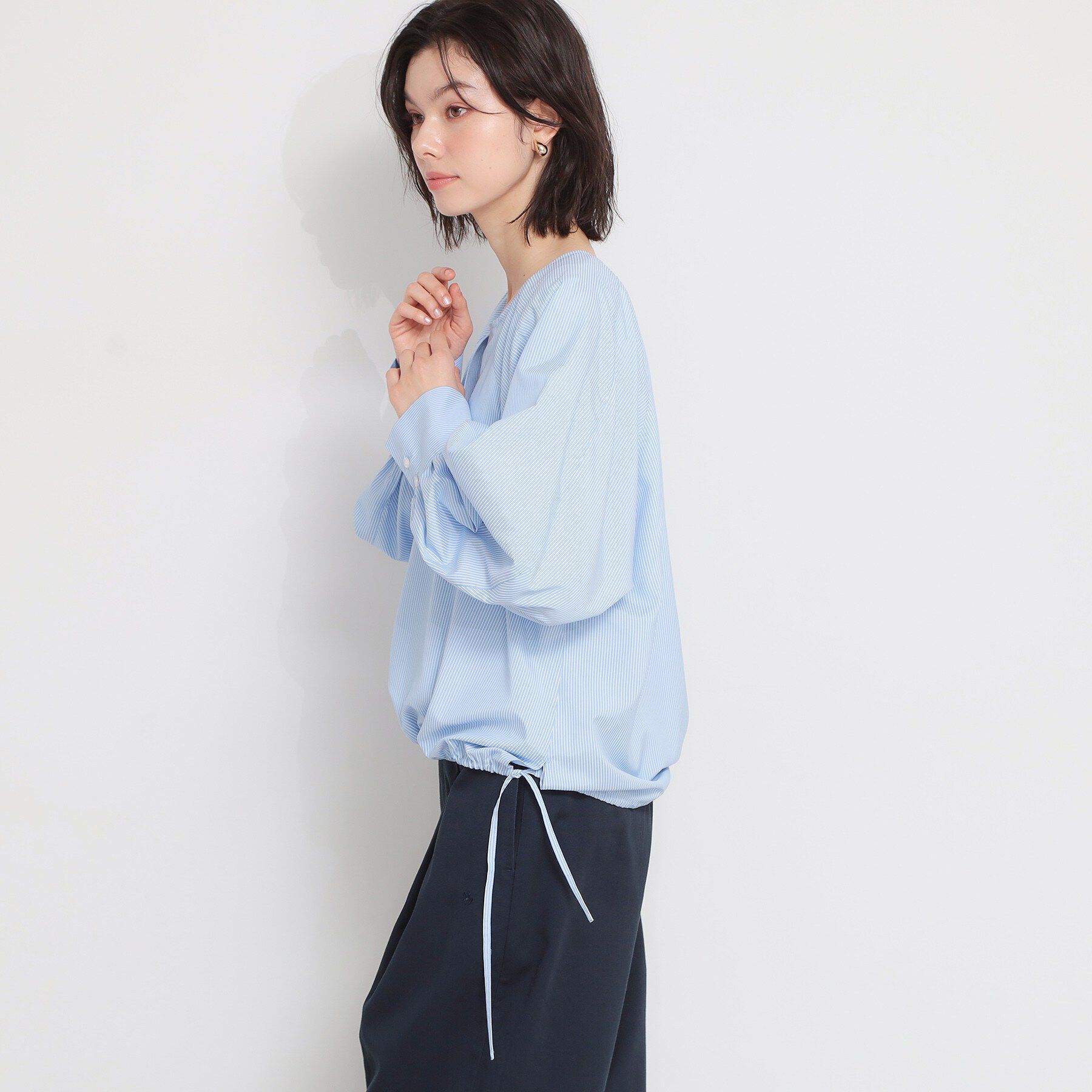 THE SHOP TK「キーネックストライプドロストシャツブラウス」|シャツ・ブラウス|