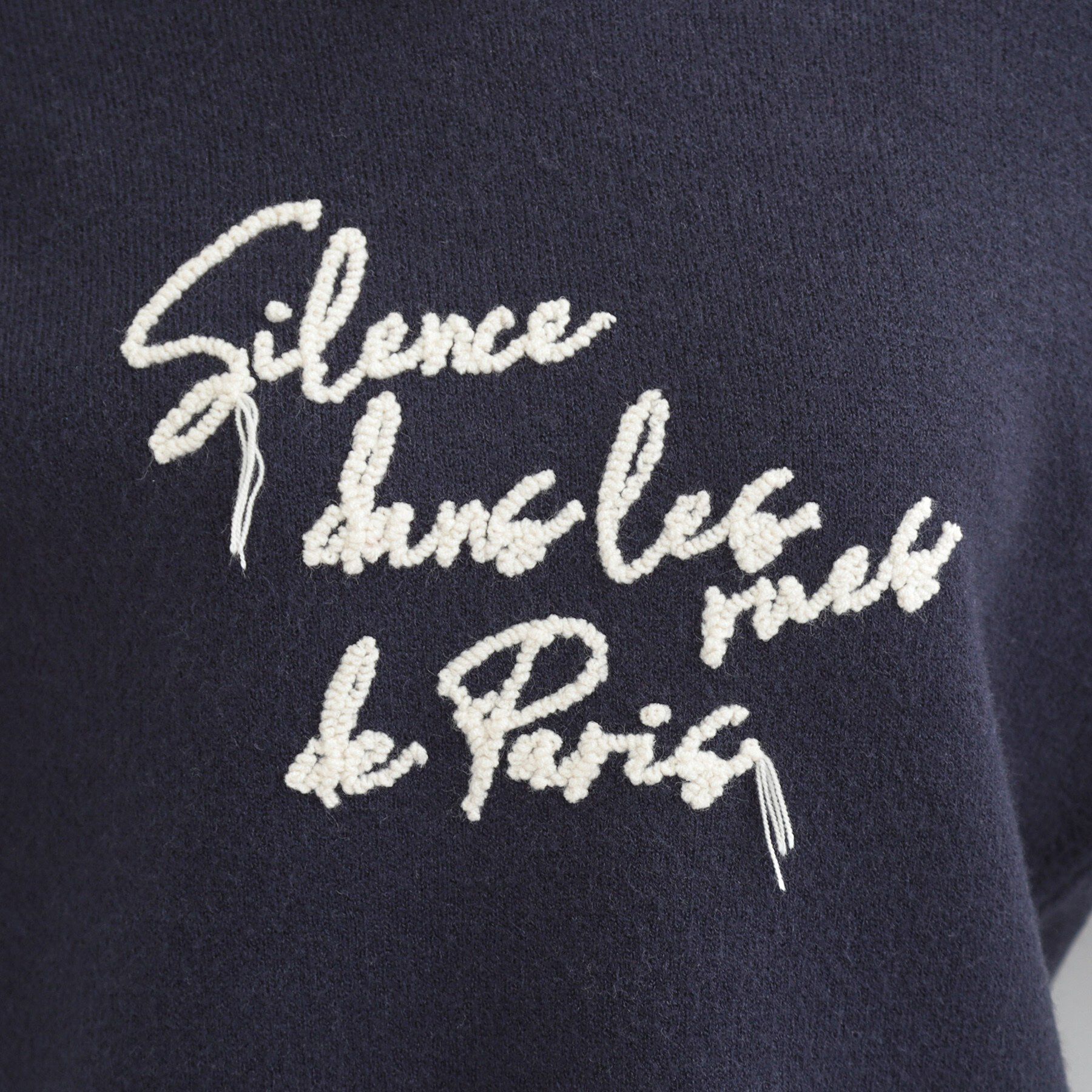 SHOO･LA･RUE「【洗濯機可/S-LL】裾スカラップが差がつく コード刺繍ロゴニット」|ニット・セーター|