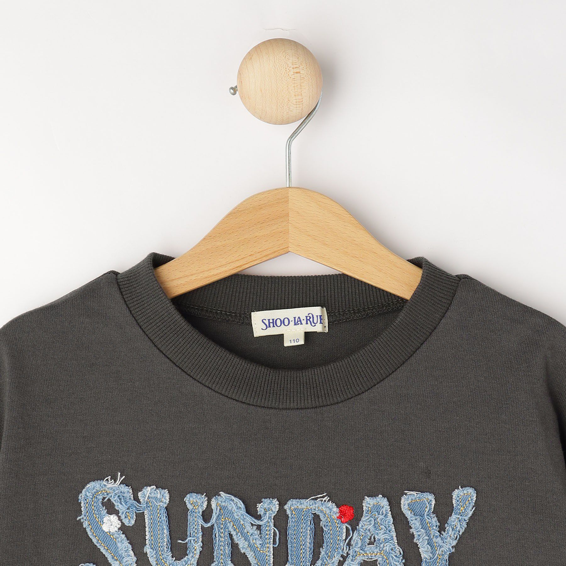 SHOO･LA･RUE「【100-150cm】デニムロゴデザインロンT」|Tシャツ・カットソー|